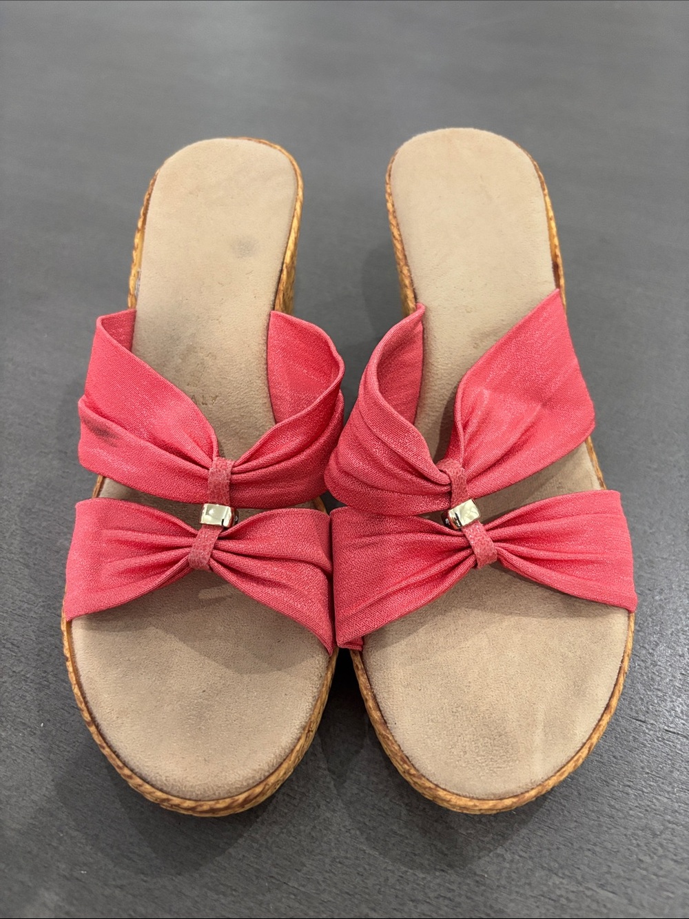 Coral Knot Wedge Sandals